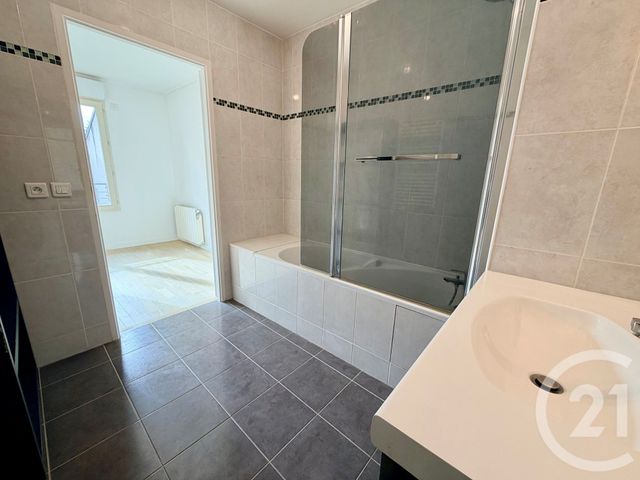 Appartement F2 à vendre - 2 pièces - 56.4 m2 - LAGNY SUR MARNE - 77 - ILE-DE-FRANCE - Century 21 Orquéra Immobilier