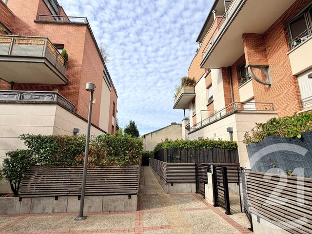 Appartement F2 à vendre - 2 pièces - 56.4 m2 - LAGNY SUR MARNE - 77 - ILE-DE-FRANCE - Century 21 Orquéra Immobilier