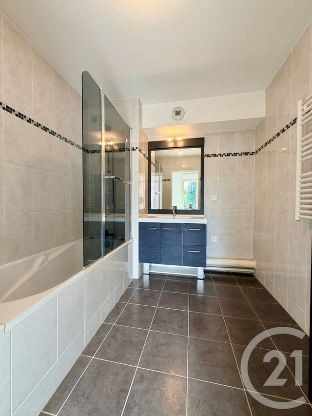 Appartement F2 à vendre - 2 pièces - 56.4 m2 - LAGNY SUR MARNE - 77 - ILE-DE-FRANCE - Century 21 Orquéra Immobilier