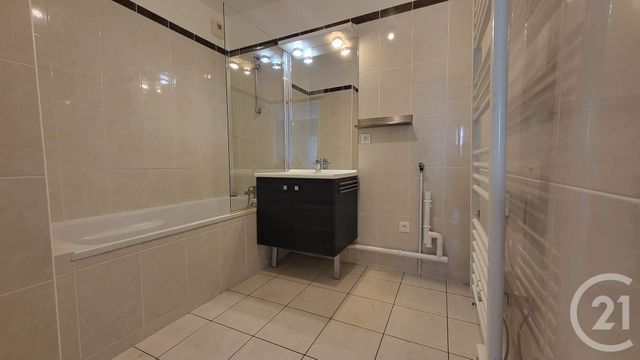 Appartement F3 à vendre - 3 pièces - 60.31 m2 - THORIGNY SUR MARNE - 77 - ILE-DE-FRANCE - Century 21 Orquéra Immobilier