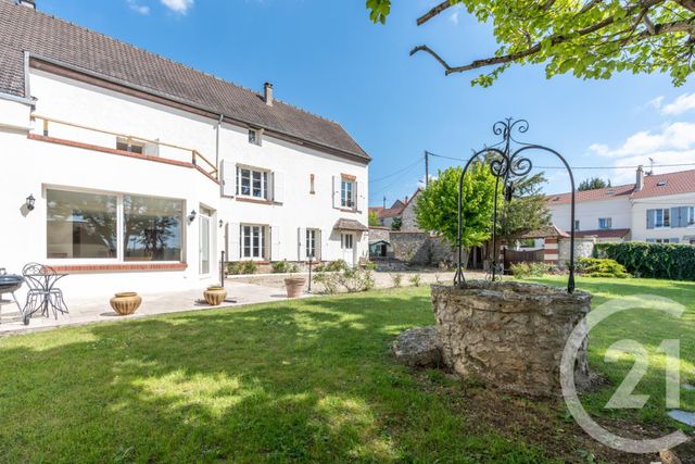 maison à vendre - 10 pièces - 242.3 m2 - DAMPMART - 77 - ILE-DE-FRANCE - Century 21 Orquéra Immobilier