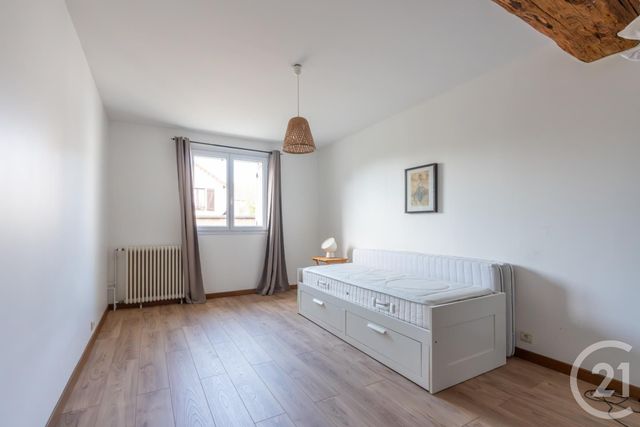 maison à vendre - 10 pièces - 242.3 m2 - DAMPMART - 77 - ILE-DE-FRANCE - Century 21 Orquéra Immobilier