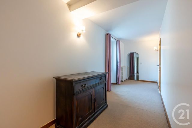 maison à vendre - 10 pièces - 242.3 m2 - DAMPMART - 77 - ILE-DE-FRANCE - Century 21 Orquéra Immobilier