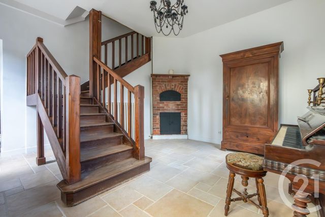 maison à vendre - 10 pièces - 242.3 m2 - DAMPMART - 77 - ILE-DE-FRANCE - Century 21 Orquéra Immobilier