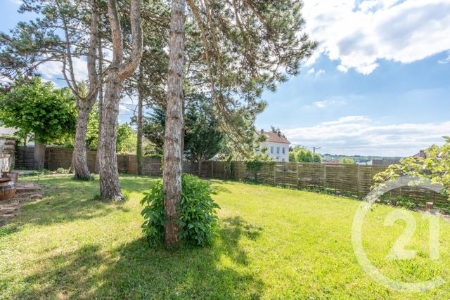 maison à vendre - 10 pièces - 242.3 m2 - DAMPMART - 77 - ILE-DE-FRANCE - Century 21 Orquéra Immobilier