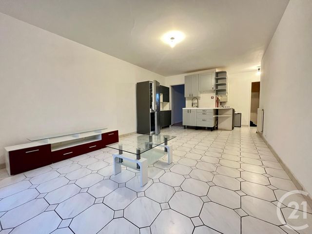 Appartement F2 à vendre - 2 pièces - 40.63 m2 - TORCY - 77 - ILE-DE-FRANCE - Century 21 Orquéra Immobilier