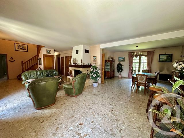 maison à vendre - 9 pièces - 205.55 m2 - THORIGNY SUR MARNE - 77 - ILE-DE-FRANCE - Century 21 Orquéra Immobilier