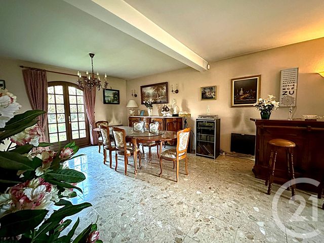 maison à vendre - 9 pièces - 205.55 m2 - THORIGNY SUR MARNE - 77 - ILE-DE-FRANCE - Century 21 Orquéra Immobilier