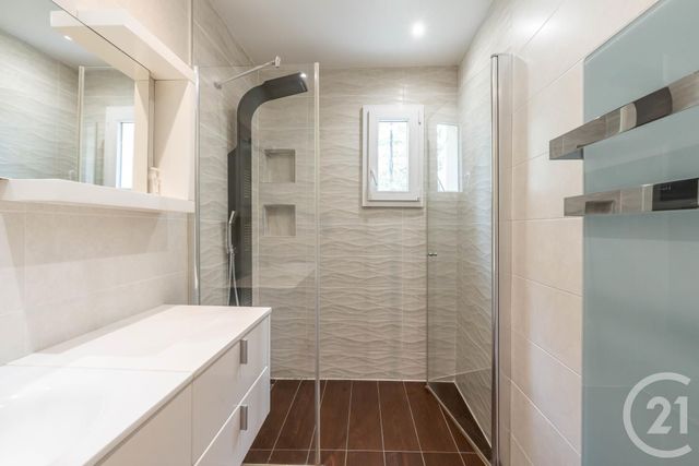 maison à vendre - 6 pièces - 129.0 m2 - THORIGNY SUR MARNE - 77 - ILE-DE-FRANCE - Century 21 Orquéra Immobilier