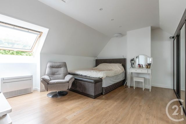 maison à vendre - 6 pièces - 129.0 m2 - THORIGNY SUR MARNE - 77 - ILE-DE-FRANCE - Century 21 Orquéra Immobilier