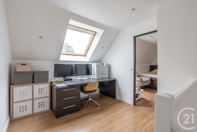 maison à vendre - 6 pièces - 129.0 m2 - THORIGNY SUR MARNE - 77 - ILE-DE-FRANCE - Century 21 Orquéra Immobilier