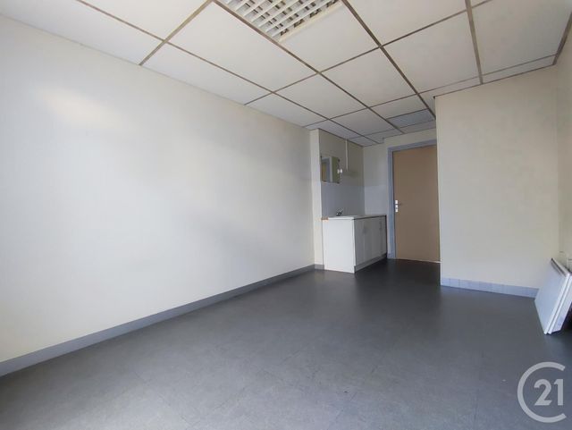 Afficher la photo en grand Appartement Local à vendre - 7 pièces - 164.0 m2 - THORIGNY SUR MARNE - 77 - ILE-DE-FRANCE - Century 21 Orquéra Immobilier