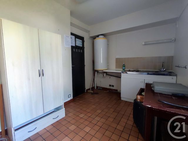 Afficher la photo en grand Appartement Local à vendre - 7 pièces - 164.0 m2 - THORIGNY SUR MARNE - 77 - ILE-DE-FRANCE - Century 21 Orquéra Immobilier