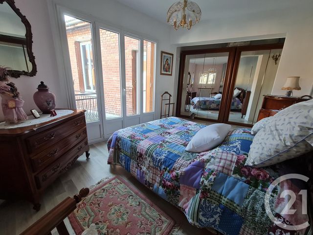 Afficher la photo en grand Appartement F4 à vendre - 4 pièces - 92.69 m2 - CHAMPIGNY SUR MARNE - 94 - ILE-DE-FRANCE - Century 21 Orquéra Immobilier