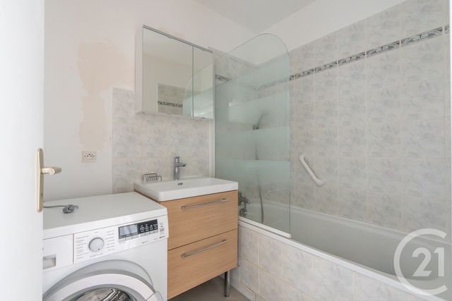 Appartement F3 à vendre - 3 pièces - 64.81 m2 - THORIGNY SUR MARNE - 77 - ILE-DE-FRANCE - Century 21 Orquéra Immobilier