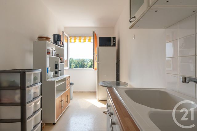 Appartement F3 à vendre - 3 pièces - 64.81 m2 - THORIGNY SUR MARNE - 77 - ILE-DE-FRANCE - Century 21 Orquéra Immobilier