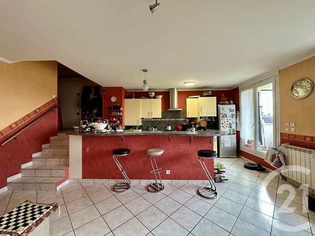 Appartement Duplex à vendre - 3 pièces - 70.11 m2 - THORIGNY SUR MARNE - 77 - ILE-DE-FRANCE - Century 21 Orquéra Immobilier