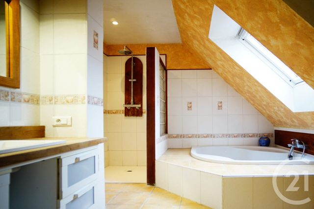 maison à vendre - 5 pièces - 112.25 m2 - MONTEVRAIN - 77 - ILE-DE-FRANCE - Century 21 Orquéra Immobilier