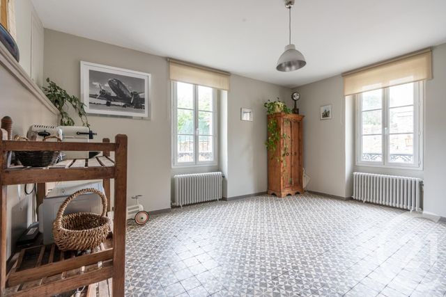 Afficher la photo en grand Appartement F2 bis à vendre - 2 pièces - 62.44 m2 - THORIGNY SUR MARNE - 77 - ILE-DE-FRANCE - Century 21 Orquéra Immobilier