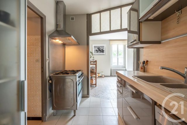 Afficher la photo en grand Appartement F2 bis à vendre - 2 pièces - 62.44 m2 - THORIGNY SUR MARNE - 77 - ILE-DE-FRANCE - Century 21 Orquéra Immobilier