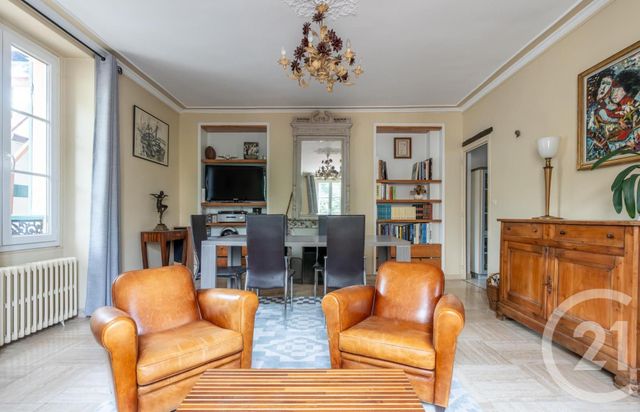 Afficher la photo en grand Appartement F2 bis à vendre - 2 pièces - 62.44 m2 - THORIGNY SUR MARNE - 77 - ILE-DE-FRANCE - Century 21 Orquéra Immobilier