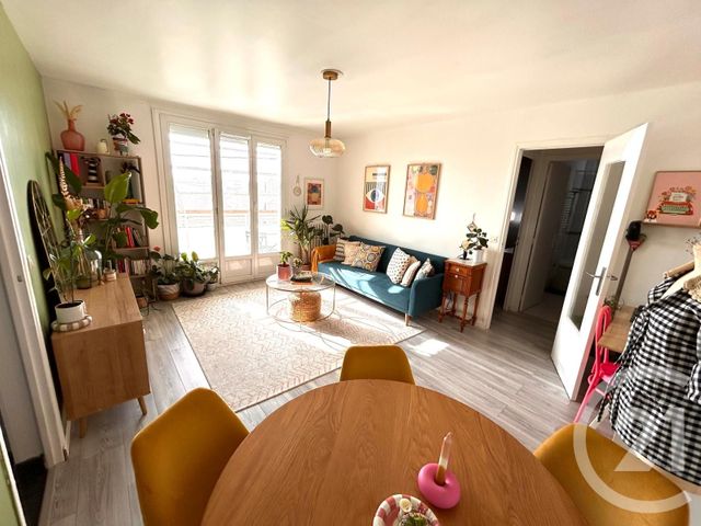Appartement F2 à louer ST THIBAULT DES VIGNES