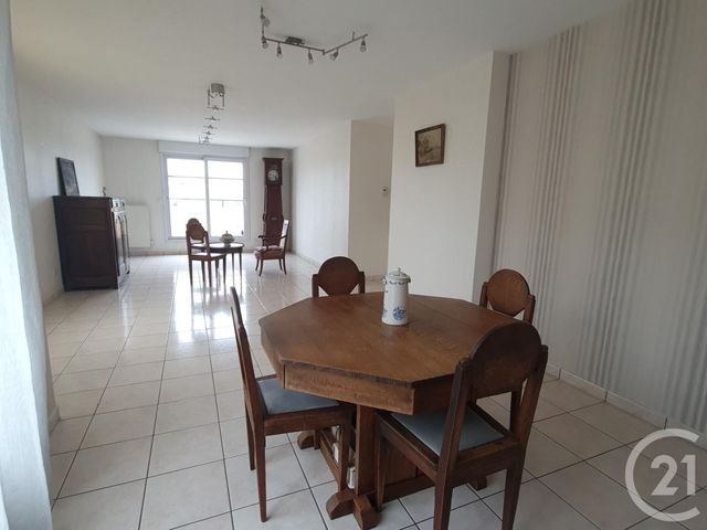Appartement F6 à vendre - 6 pièces - 106.96 m2 - CHELLES - 77 - ILE-DE-FRANCE - Century 21 Orquéra Immobilier