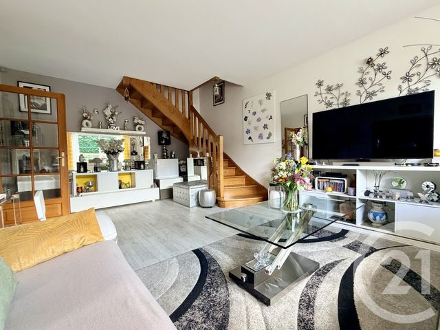 Appartement Duplex à vendre - 4 pièces - 77.28 m2 - THORIGNY SUR MARNE - 77 - ILE-DE-FRANCE - Century 21 Orquéra Immobilier