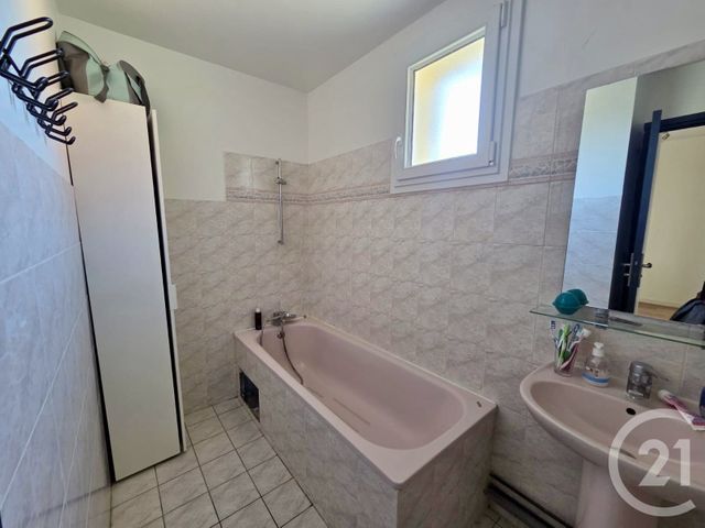 maison à vendre - 6 pièces - 118.0 m2 - CHELLES - 77 - ILE-DE-FRANCE - Century 21 Orquéra Immobilier