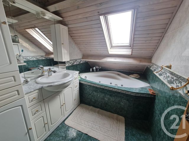 maison à vendre - 6 piÚces - 111.6 m2 - MONTFERMEIL - 93 - ILE-DE-FRANCE - Century 21 Orquéra Immobilier maison à vendre - 6 piÚces - 111.6 m2 - MONTFERMEIL - 93 - ILE-DE-FRANCE - Century 21 Orquéra Immobilier