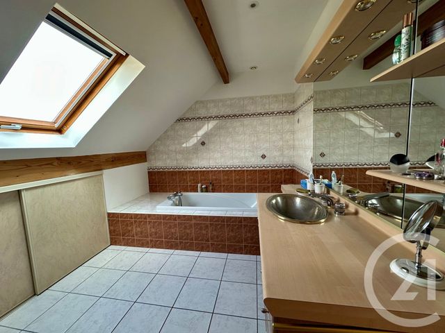 maison à vendre - 6 pièces - 165.4 m2 - MONTEVRAIN - 77 - ILE-DE-FRANCE - Century 21 Orquéra Immobilier