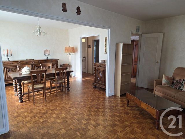 Appartement F3 à vendre - 3 pièces - 77.0 m2 - LAGNY SUR MARNE - 77 - ILE-DE-FRANCE - Century 21 Orquéra Immobilier
