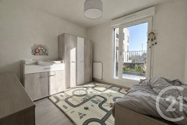 Appartement F3 à louer - 3 pièces - 66.64 m2 - LAGNY SUR MARNE - 77 - ILE-DE-FRANCE - Century 21 Orquéra Immobilier
