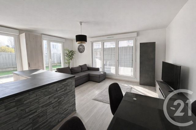 Appartement F3 à louer - 3 pièces - 66.64 m2 - LAGNY SUR MARNE - 77 - ILE-DE-FRANCE - Century 21 Orquéra Immobilier