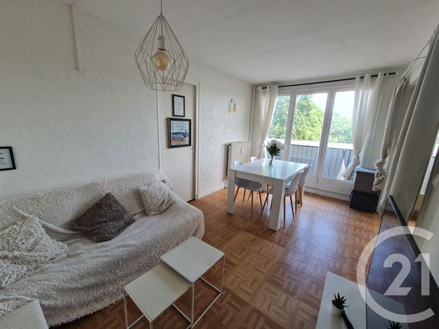 Appartement F2 à vendre - 2 pièces - 41.6 m2 - LIVRY GARGAN - 93 - ILE-DE-FRANCE - Century 21 Orquéra Immobilier