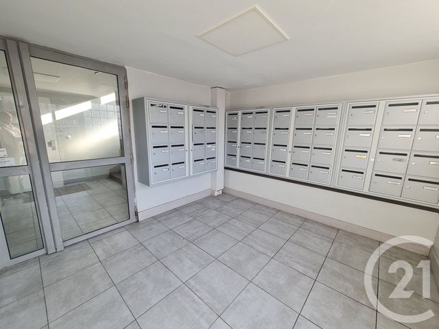 Appartement F2 à vendre - 2 pièces - 41.6 m2 - LIVRY GARGAN - 93 - ILE-DE-FRANCE - Century 21 Orquéra Immobilier