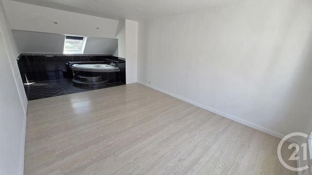 maison à vendre - 5 pièces - 109.42 m2 - CHELLES - 77 - ILE-DE-FRANCE - Century 21 Orquéra Immobilier