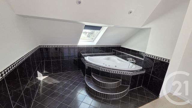 maison à vendre - 5 pièces - 109.42 m2 - CHELLES - 77 - ILE-DE-FRANCE - Century 21 Orquéra Immobilier