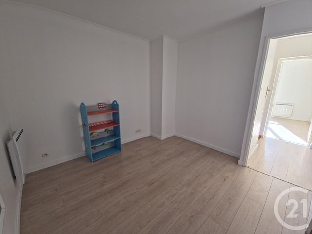 maison à vendre - 5 pièces - 90.59 m2 - CHELLES - 77 - ILE-DE-FRANCE - Century 21 Orquéra Immobilier