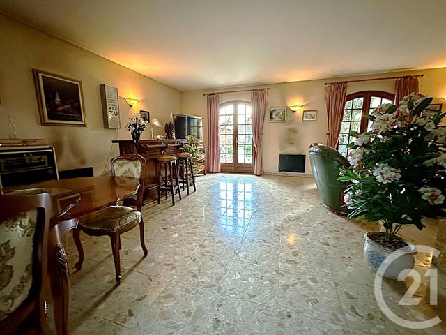 maison à vendre - 9 pièces - 205.55 m2 - THORIGNY SUR MARNE - 77 - ILE-DE-FRANCE - Century 21 Orquéra Immobilier