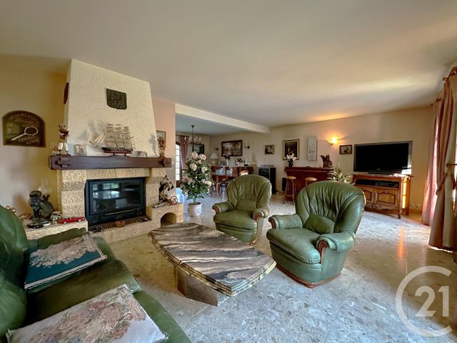 maison à vendre - 9 pièces - 205.55 m2 - THORIGNY SUR MARNE - 77 - ILE-DE-FRANCE - Century 21 Orquéra Immobilier