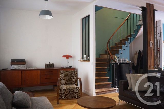 maison à vendre - 5 pièces - 260.94 m2 - MONTREUIL - 93 - ILE-DE-FRANCE - Century 21 Orquéra Immobilier