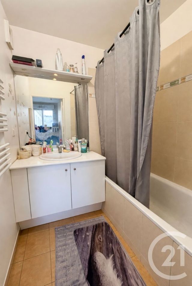 Appartement F2 à vendre - 2 pièces - 39.82 m2 - MONTEVRAIN - 77 - ILE-DE-FRANCE - Century 21 Orquéra Immobilier