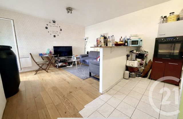 Appartement F2 à vendre - 2 pièces - 39.82 m2 - MONTEVRAIN - 77 - ILE-DE-FRANCE - Century 21 Orquéra Immobilier