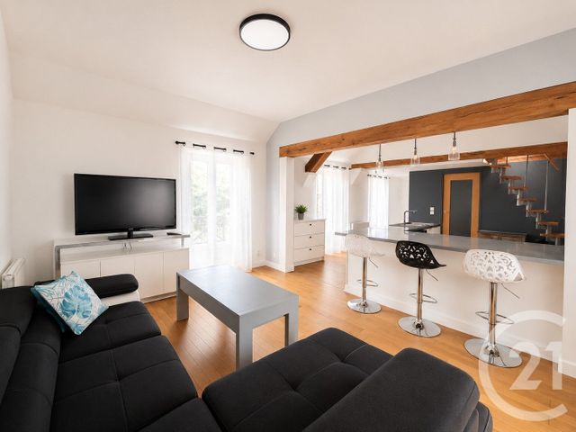 Appartement F1 à louer - 1 pièce - 49.55 m2 - THORIGNY SUR MARNE - 77 - ILE-DE-FRANCE - Century 21 Orquéra Immobilier
