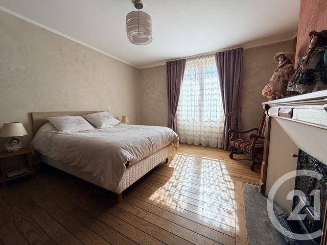 maison à vendre - 10 pièces - 245.9 m2 - DAMPMART - 77 - ILE-DE-FRANCE - Century 21 Orquéra Immobilier