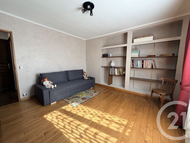 maison à vendre - 10 pièces - 245.9 m2 - DAMPMART - 77 - ILE-DE-FRANCE - Century 21 Orquéra Immobilier