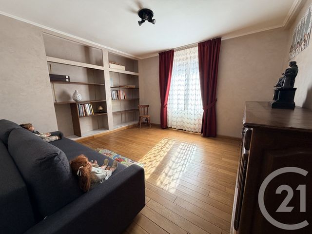 maison à vendre - 10 pièces - 245.9 m2 - DAMPMART - 77 - ILE-DE-FRANCE - Century 21 Orquéra Immobilier