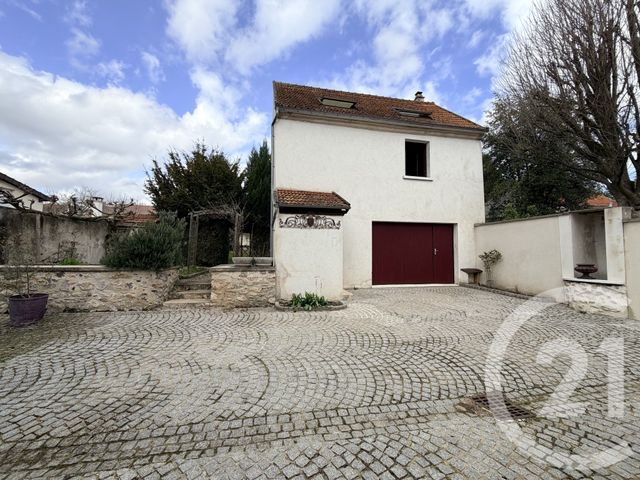 maison à vendre - 10 pièces - 245.9 m2 - DAMPMART - 77 - ILE-DE-FRANCE - Century 21 Orquéra Immobilier