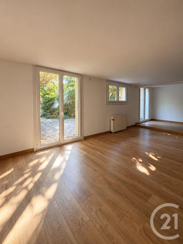 maison à vendre - 6 pièces - 154.0 m2 - THORIGNY SUR MARNE - 77 - ILE-DE-FRANCE - Century 21 Orquéra Immobilier